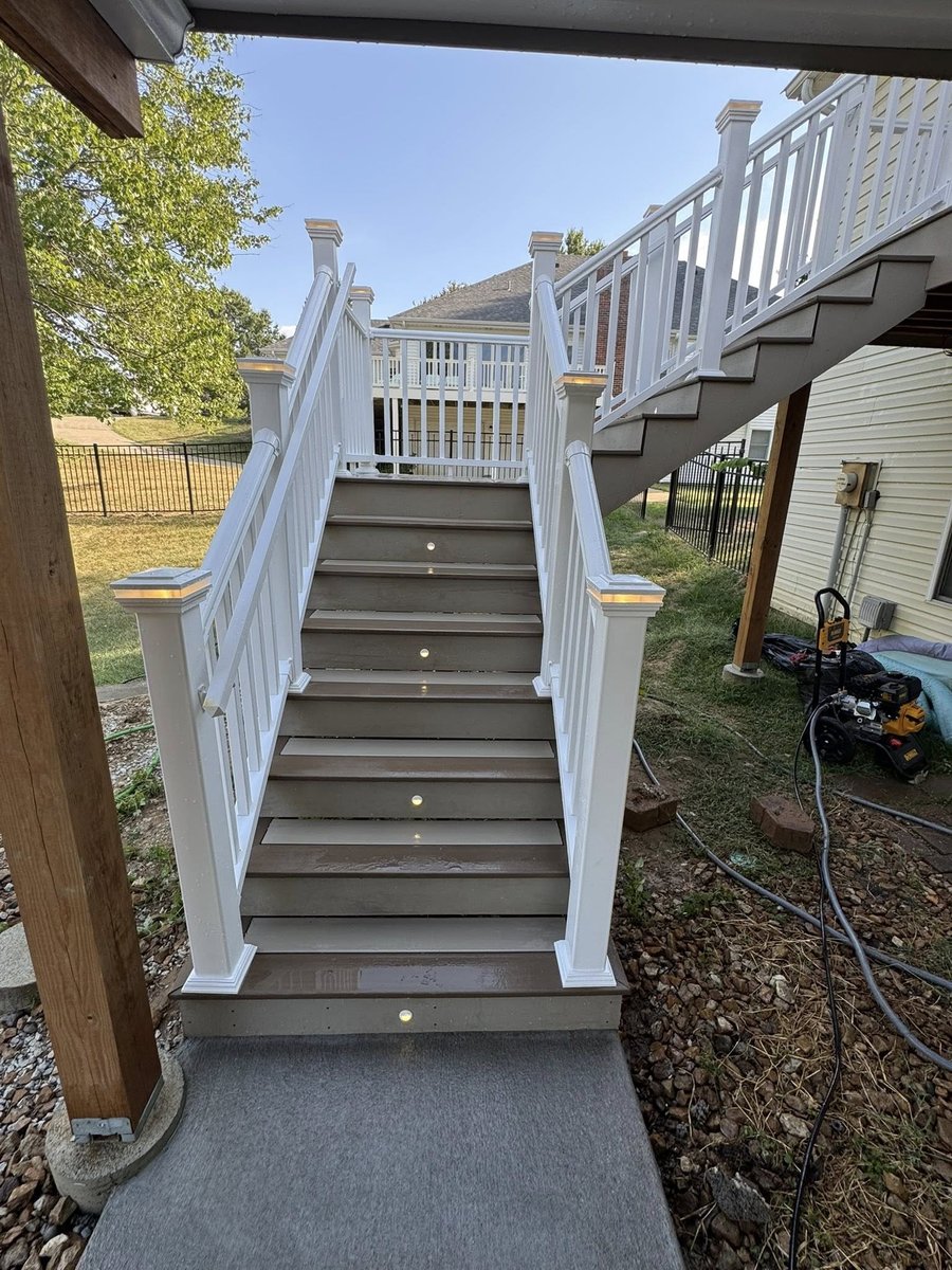 Replacement deck stairs in Cottleville